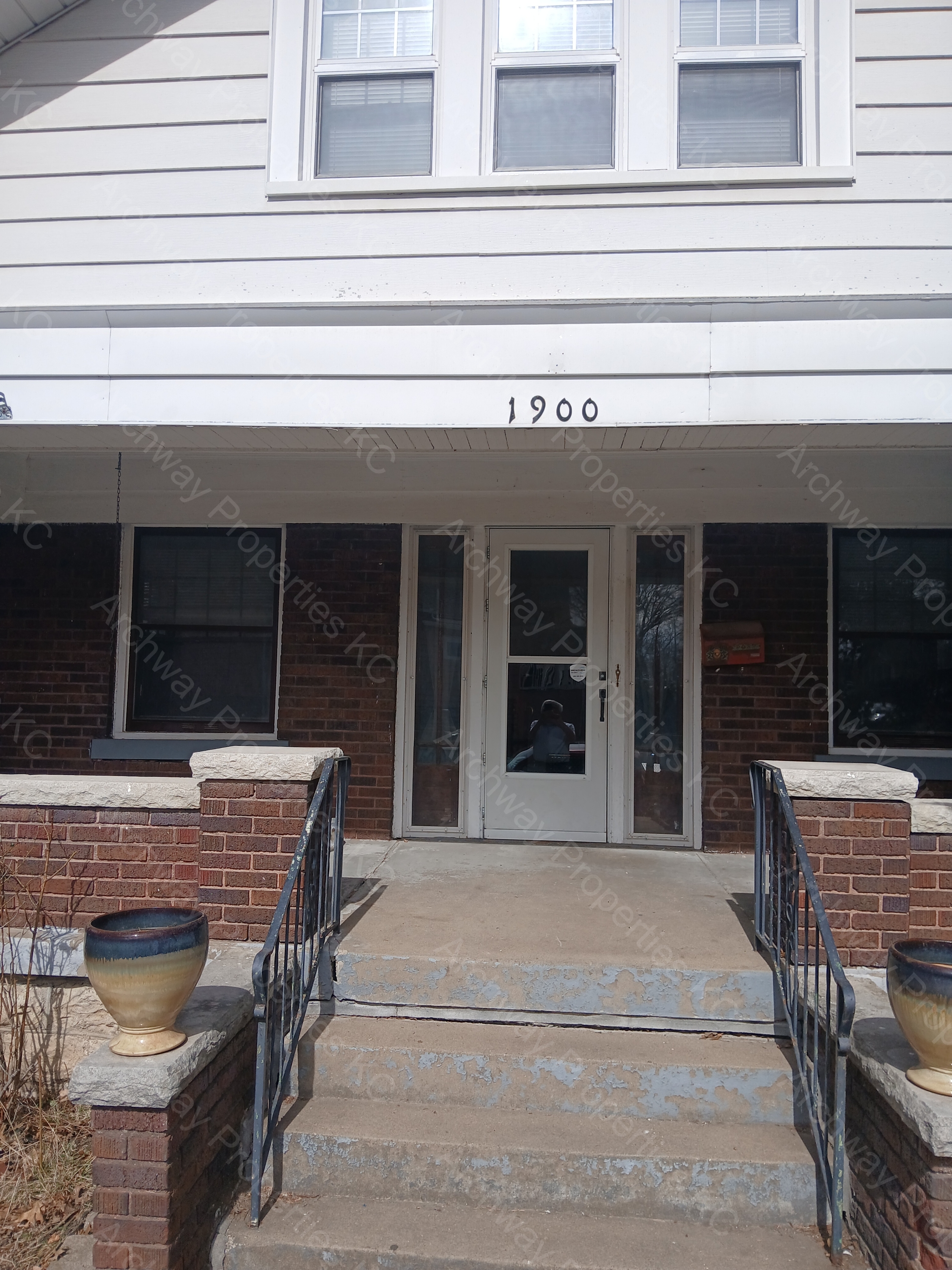 1900 Grandview Blvd